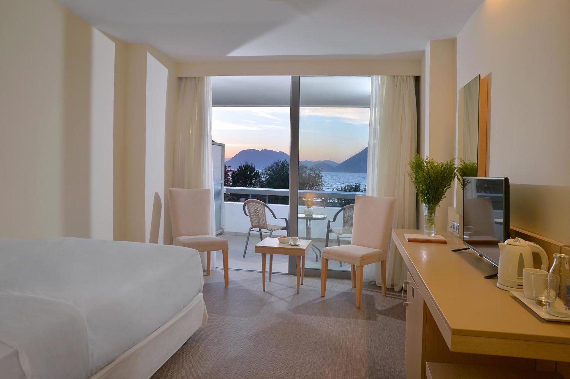 Airotel Achaia Beach Patras Esterno foto